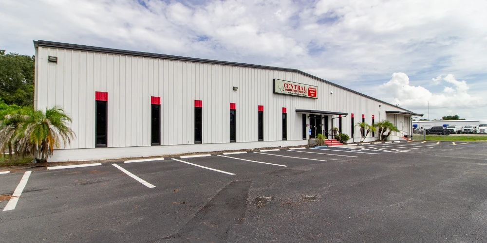 Stand Alone Warehouse Near Polk Parkway