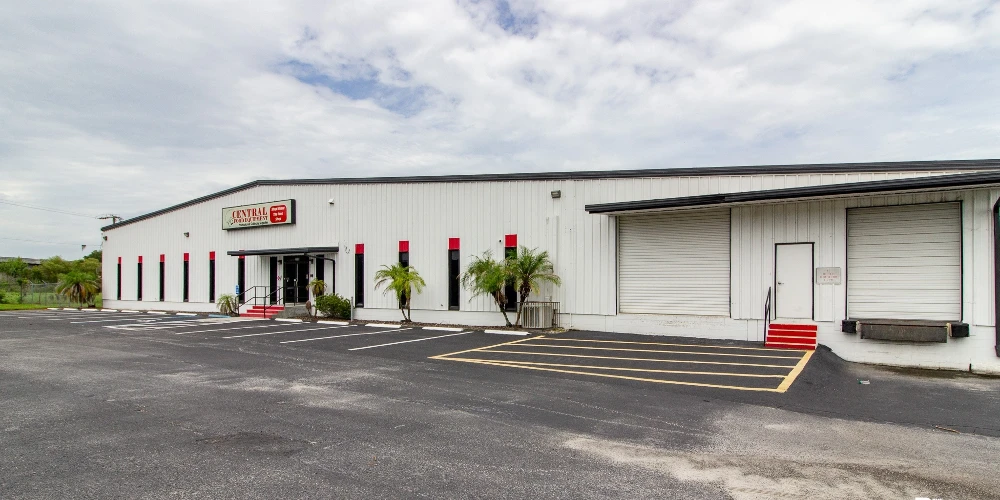 Stand Alone Warehouse Near Polk Parkway