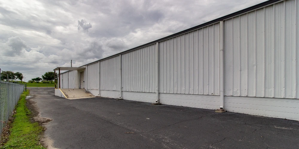 Stand Alone Warehouse Near Polk Parkway