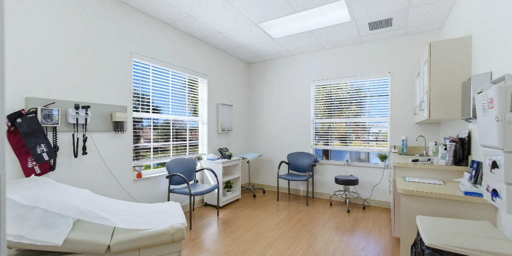 Lakeside Medical Center