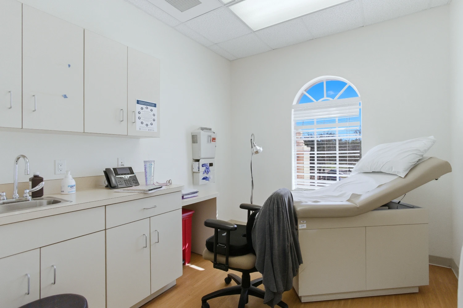 Lakeside Medical Center