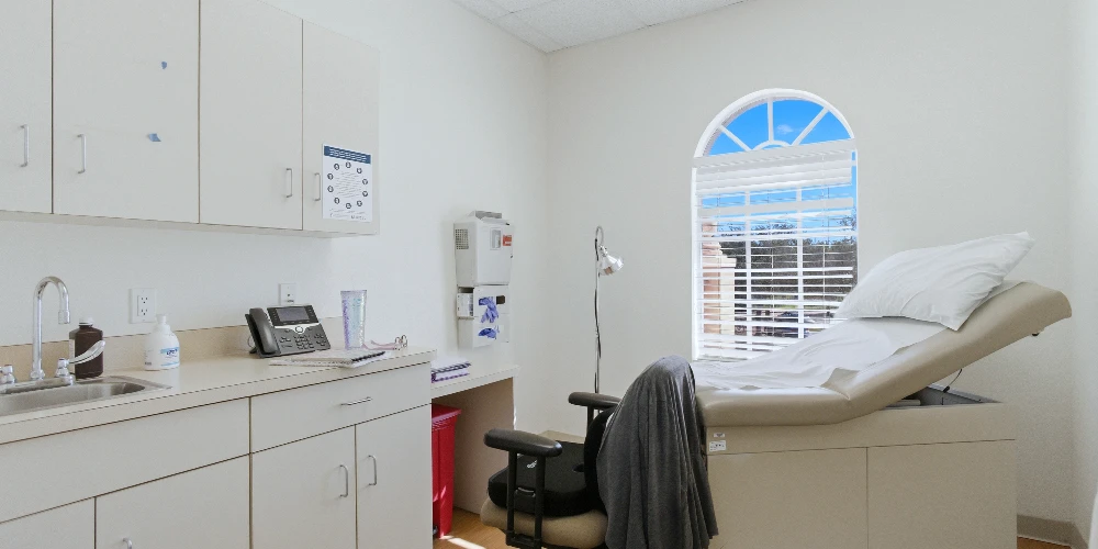 Lakeside Medical Center