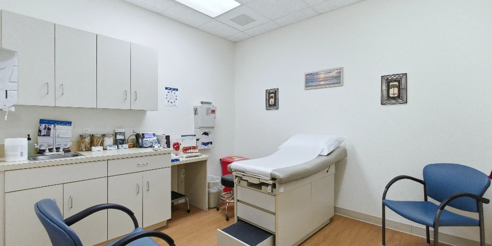 Lakeside Medical Center