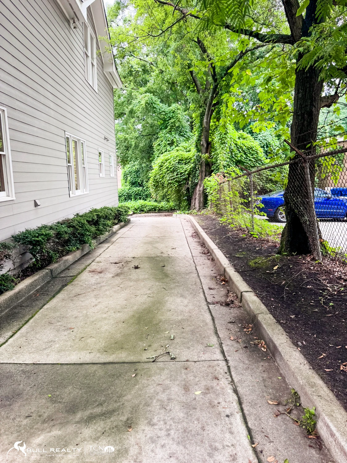 Two Tenant Commercial Property | ±2,688 SF | West Midtown, Atlanta