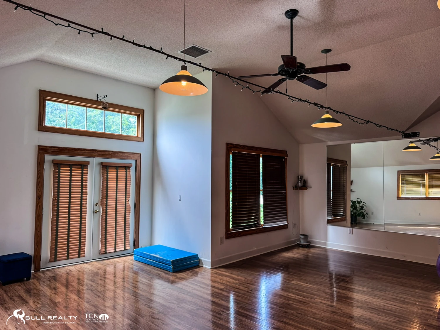 Two Tenant Commercial Property | ±2,688 SF | West Midtown, Atlanta