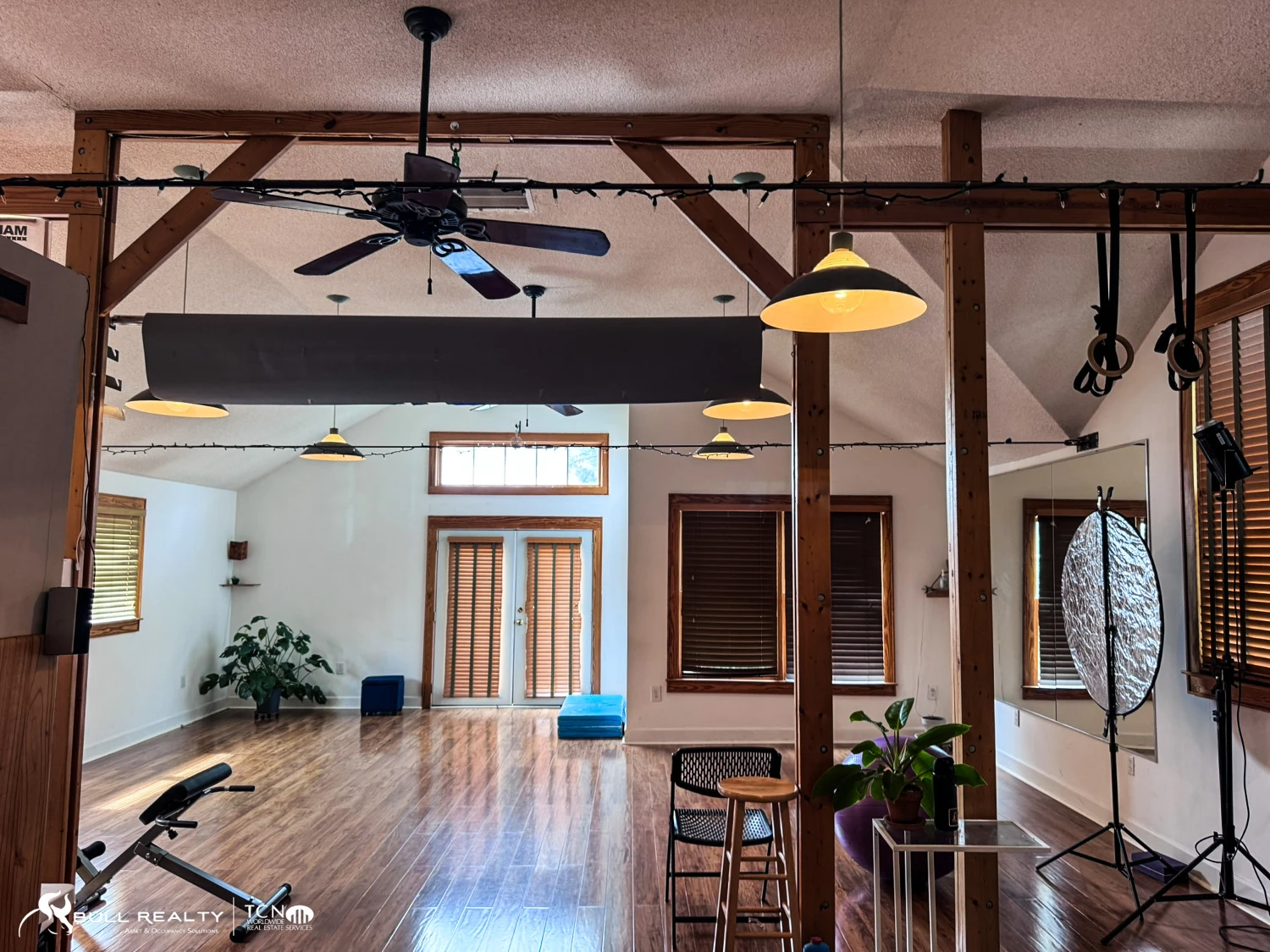 Two Tenant Commercial Property | ±2,688 SF | West Midtown, Atlanta