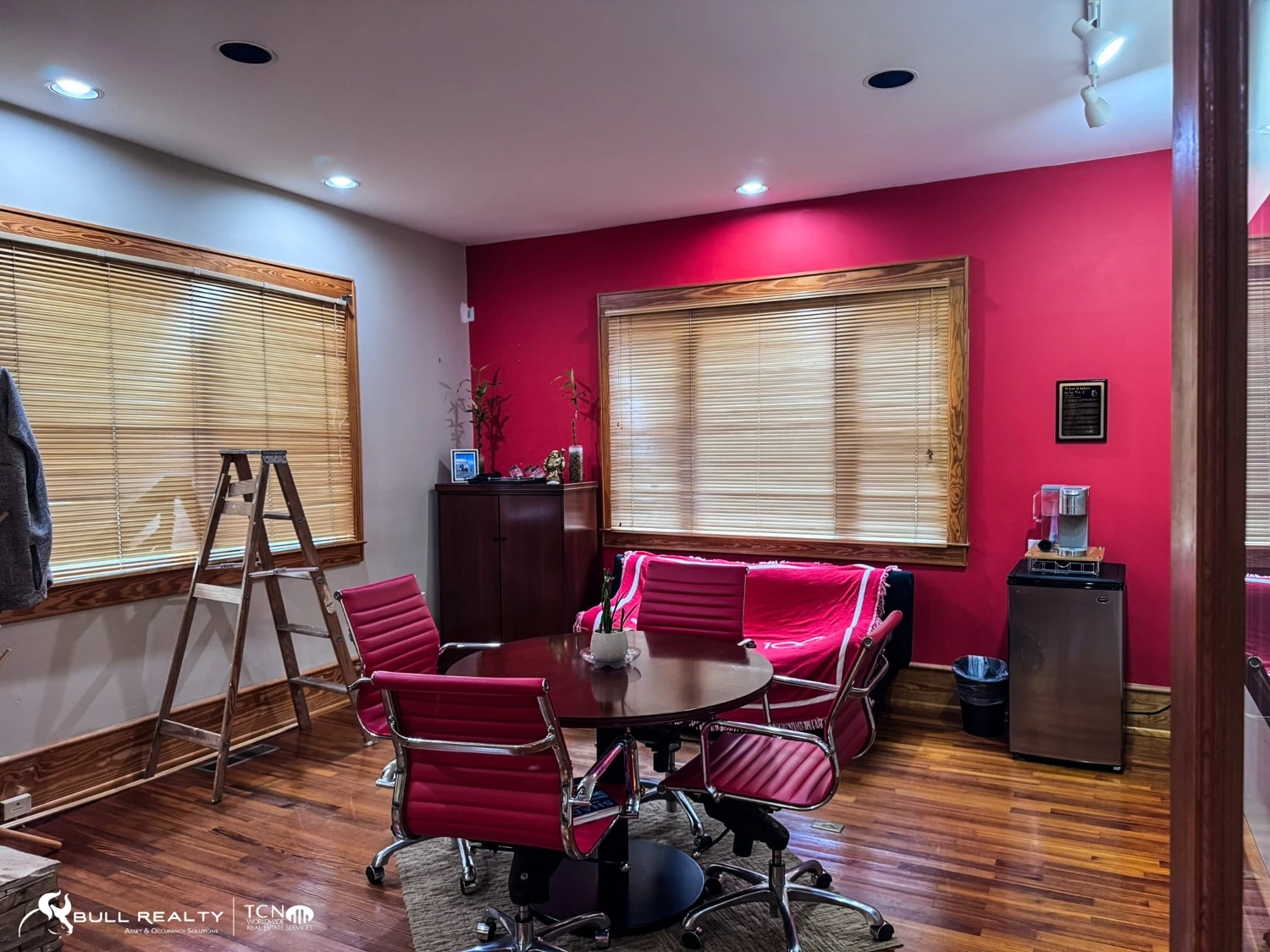 Two Tenant Commercial Property | ±2,688 SF | West Midtown, Atlanta