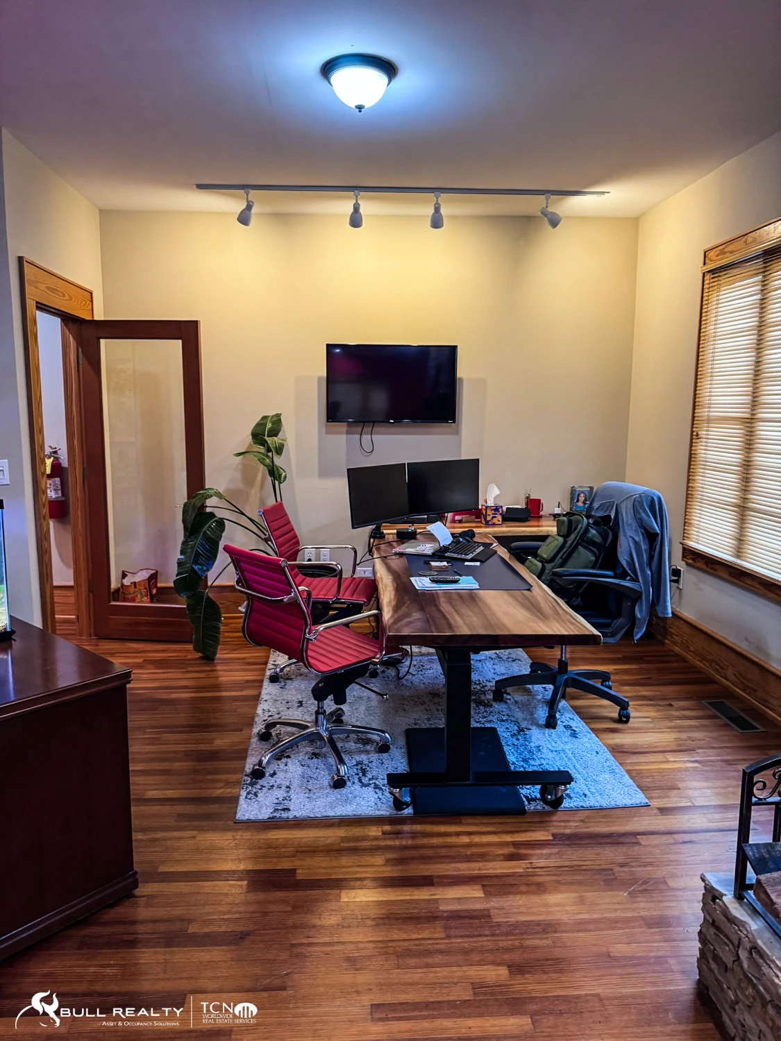 Two Tenant Commercial Property | ±2,688 SF | West Midtown, Atlanta