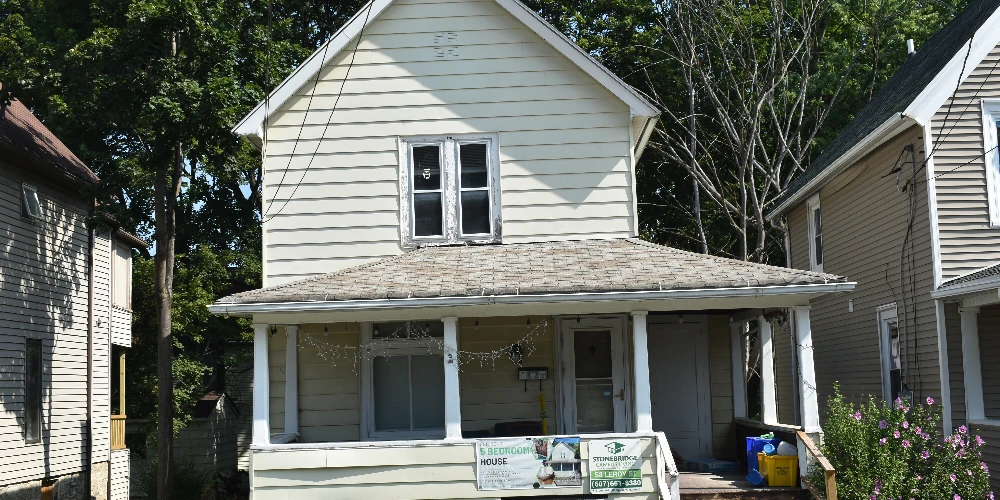 58 Leroy St