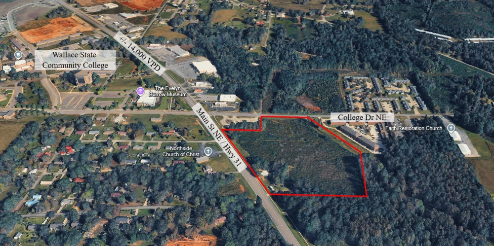 College Dr NE, Hanceville, AL for sale