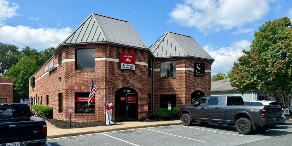 Fully Leased Multi-Tenant Commercial Asset in Excellent Winchester Location