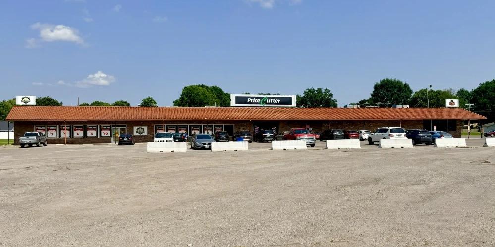 Villa Shopping Center