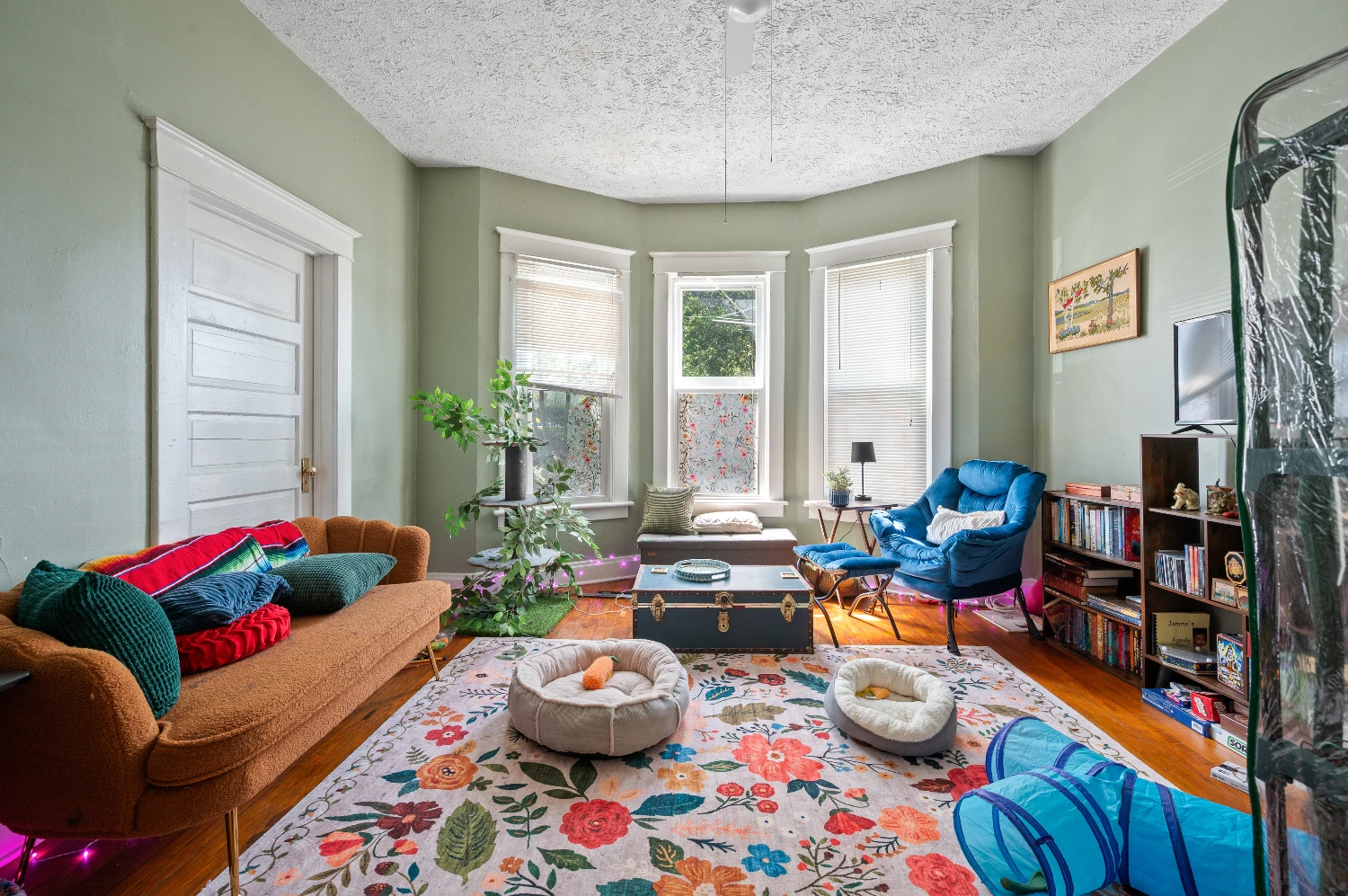 1105 Hutton St, Troy, NY for sale