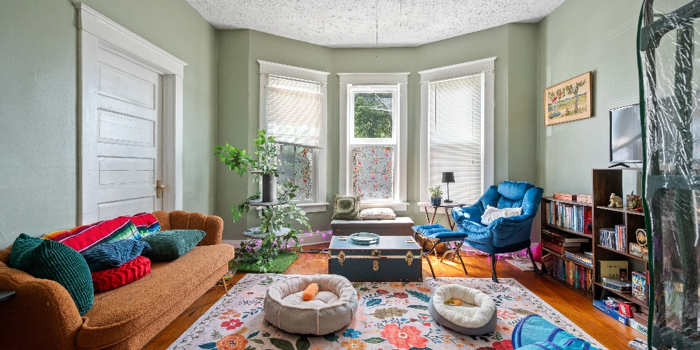 1105 Hutton St, Troy, NY for sale