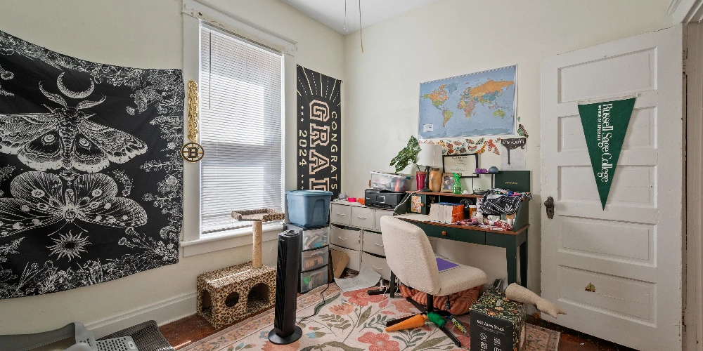 1105 Hutton St, Troy, NY for sale