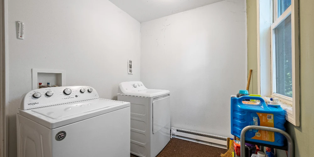 1105 Hutton St, Troy, NY for sale