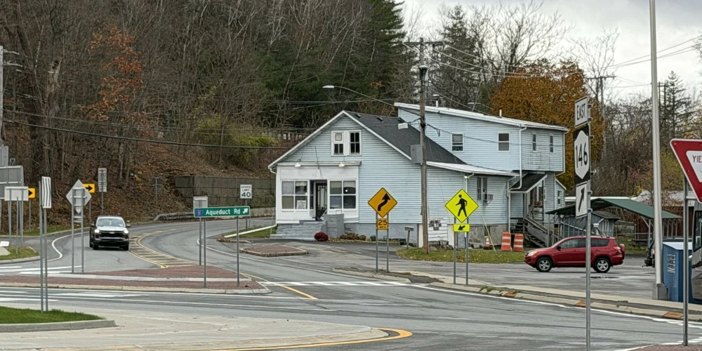 2855 Aqueduct Rd, Schenectady, NY for sale