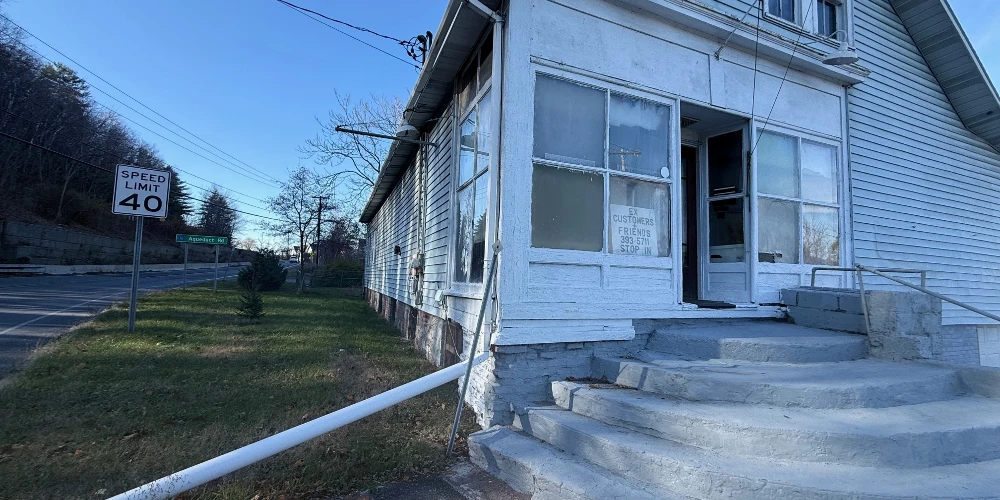 2855 Aqueduct Rd, Schenectady, NY for sale