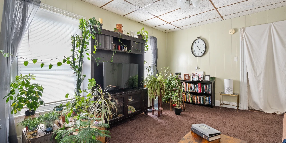 319 Speigletown Rd, Troy, NY for sale