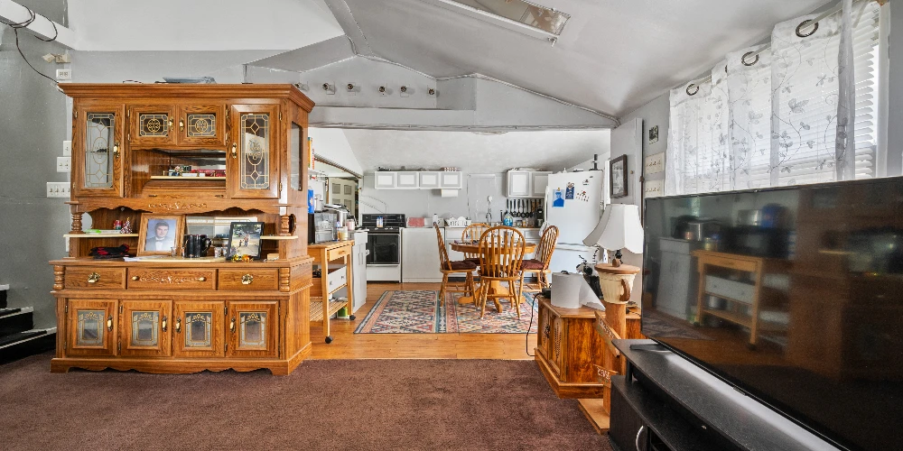 319 Speigletown Rd, Troy, NY for sale