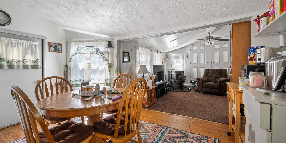319 Speigletown Rd, Troy, NY for sale