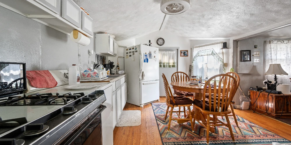 319 Speigletown Rd, Troy, NY for sale