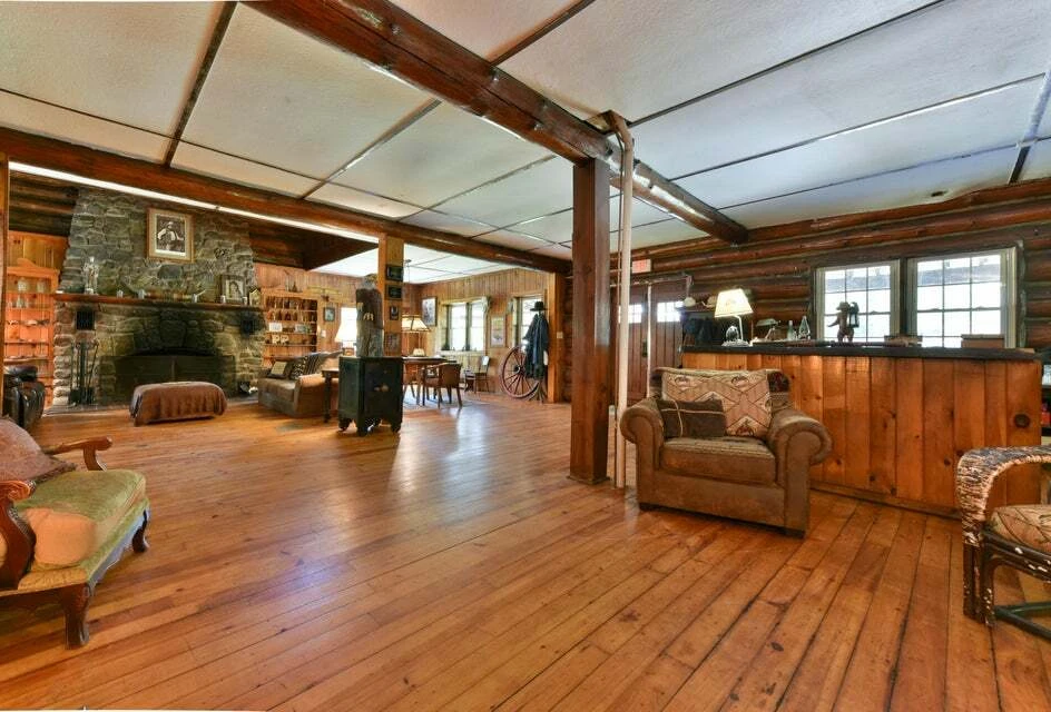 746 Howe Rd, Lake Luzerne, NY for sale