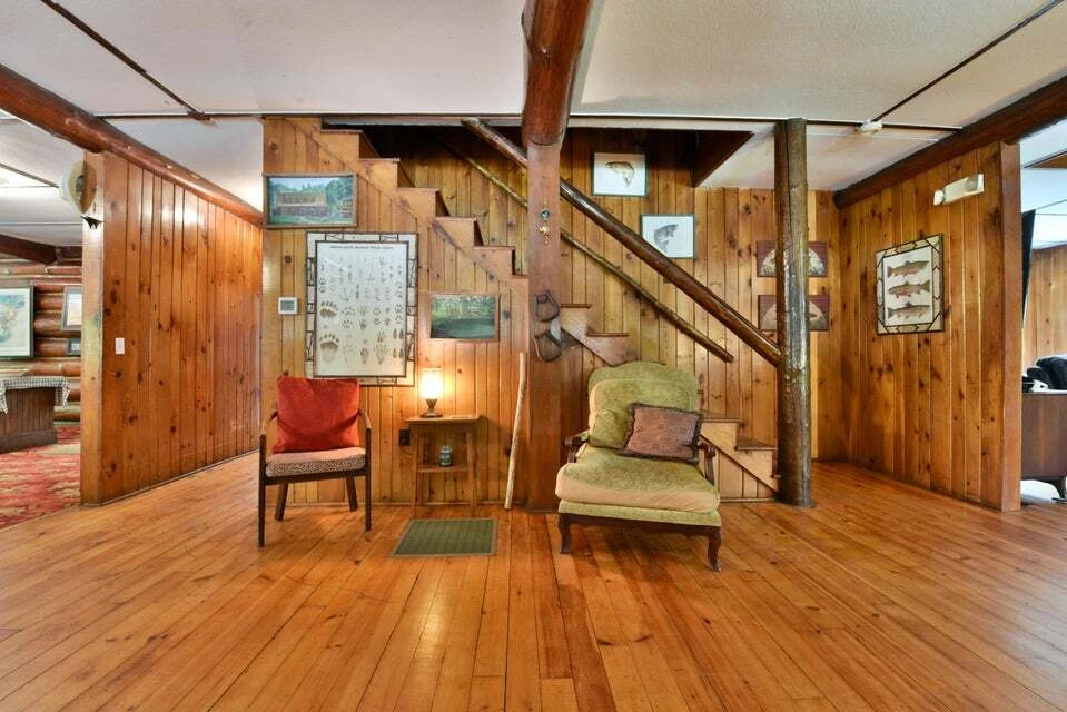 746 Howe Rd, Lake Luzerne, NY for sale