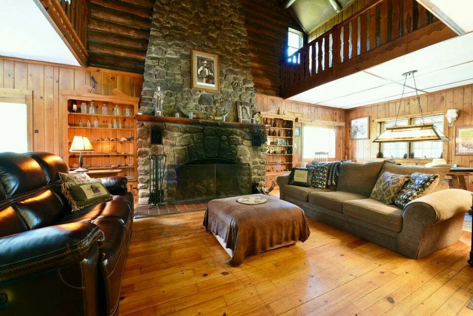 746 Howe Rd, Lake Luzerne, NY for sale