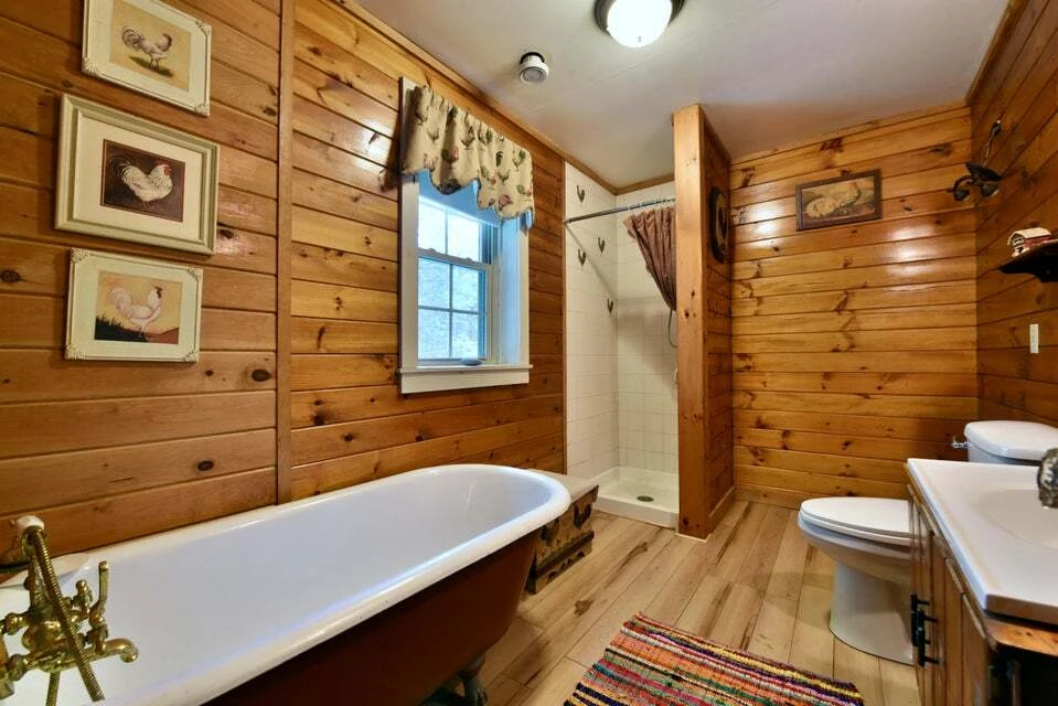 746 Howe Rd, Lake Luzerne, NY for sale