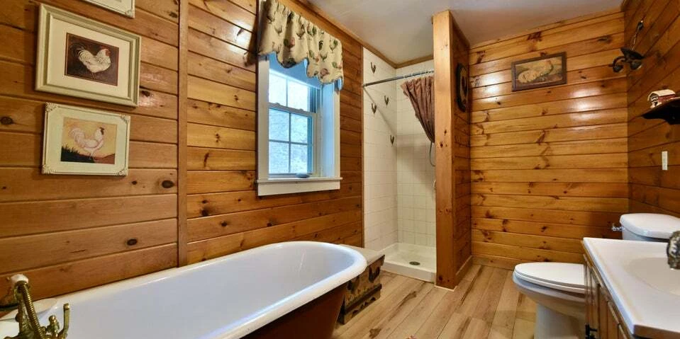 746 Howe Rd, Lake Luzerne, NY for sale