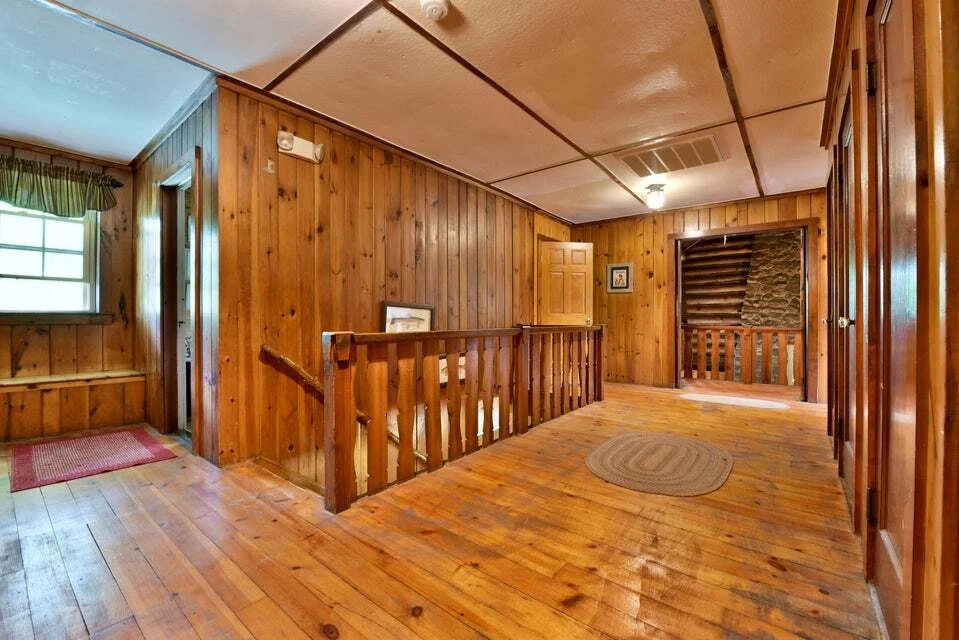 746 Howe Rd, Lake Luzerne, NY for sale