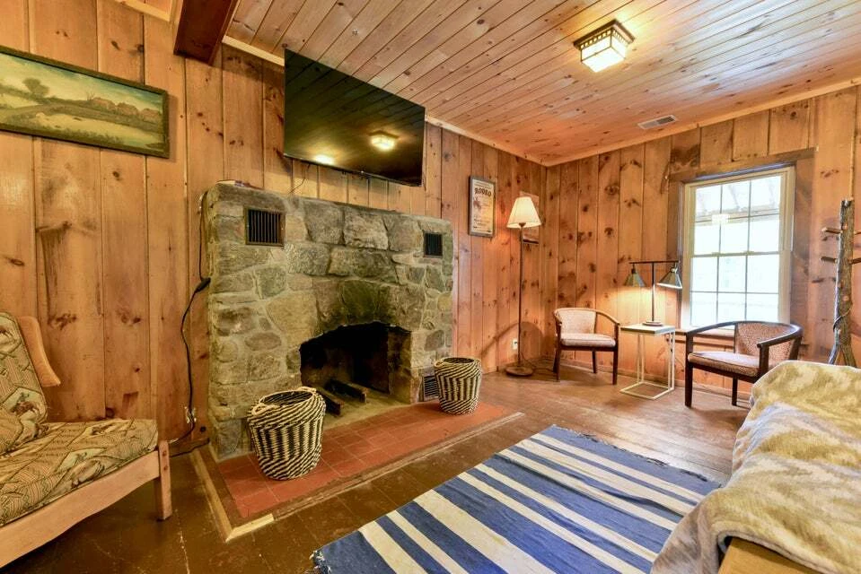 746 Howe Rd, Lake Luzerne, NY for sale