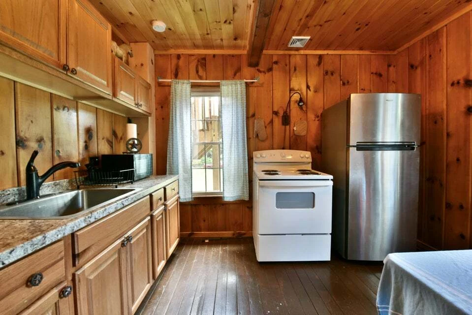 746 Howe Rd, Lake Luzerne, NY for sale