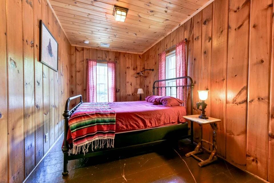 746 Howe Rd, Lake Luzerne, NY for sale