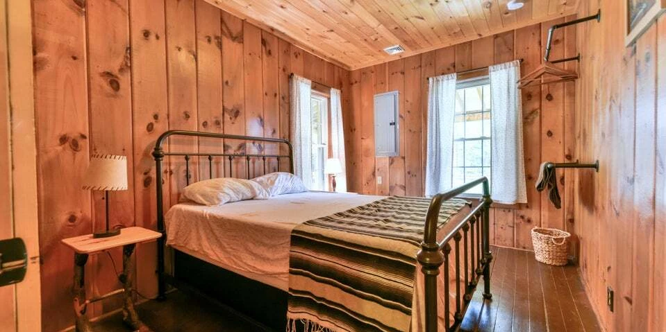 746 Howe Rd, Lake Luzerne, NY for sale