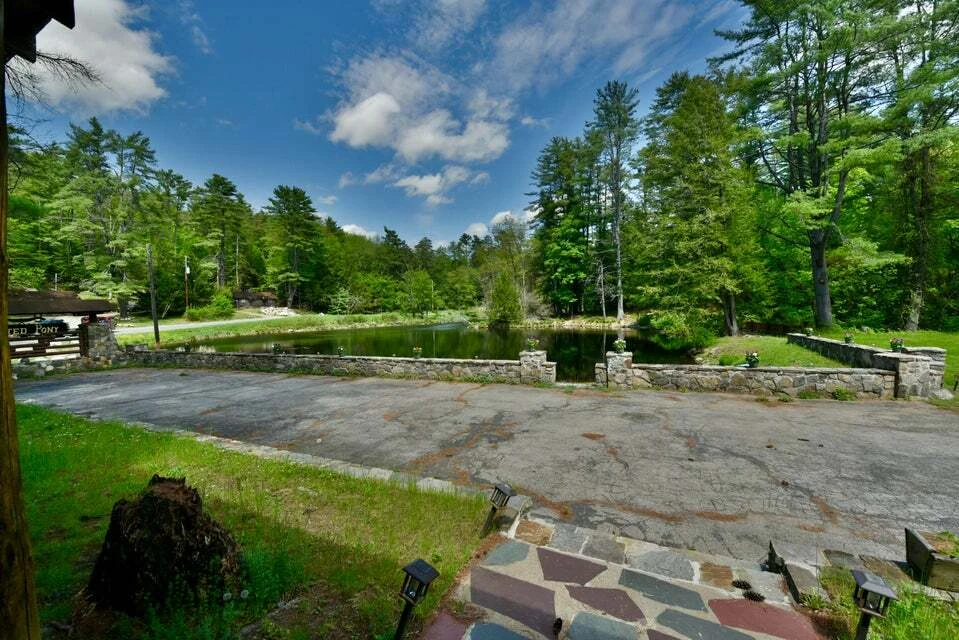 746 Howe Rd, Lake Luzerne, NY for sale