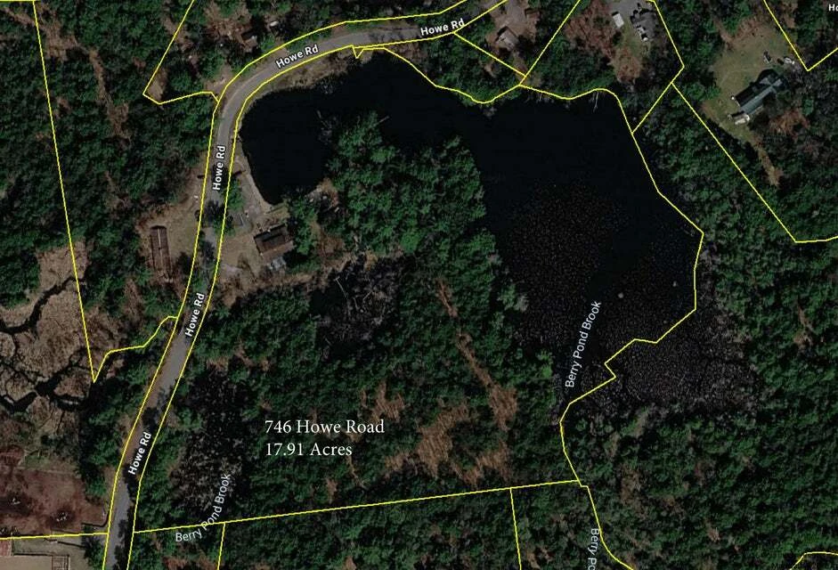 746 Howe Rd, Lake Luzerne, NY for sale
