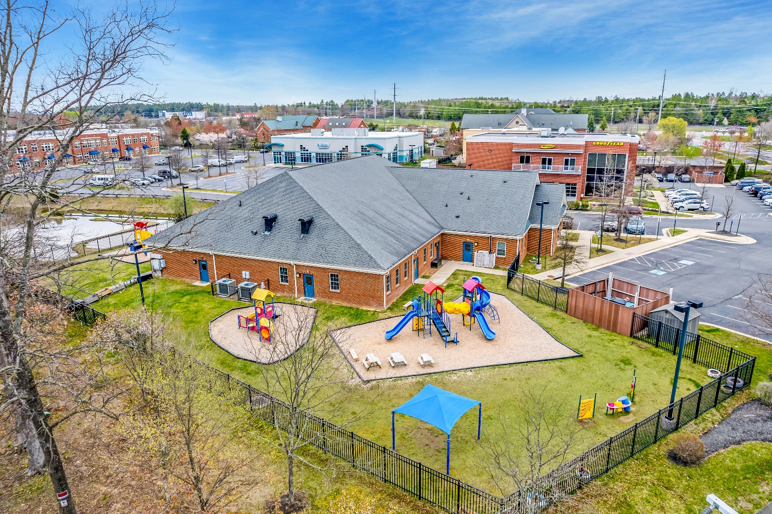 NNN | Illuminate Montessori at South Riding