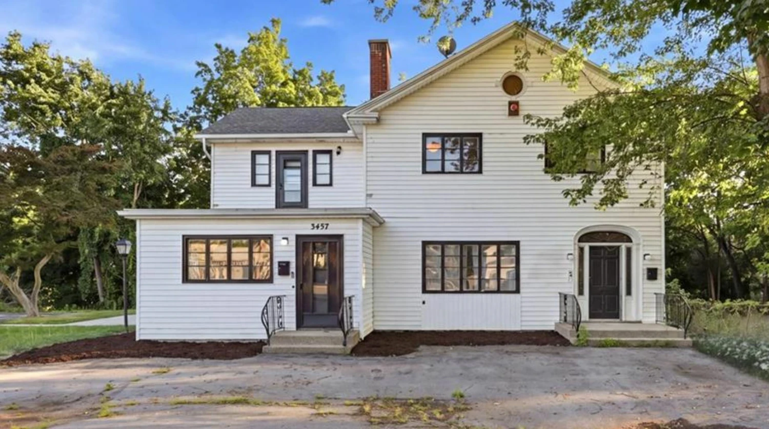 3457 Clinton St - 5,166+/- SF Mixed-Use Property