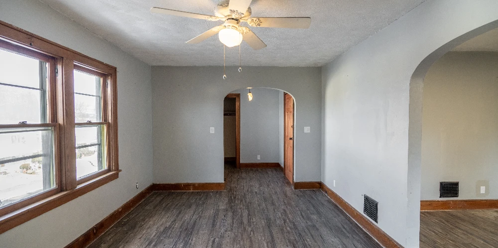 204 Prospect St, Endicott, NY for sale