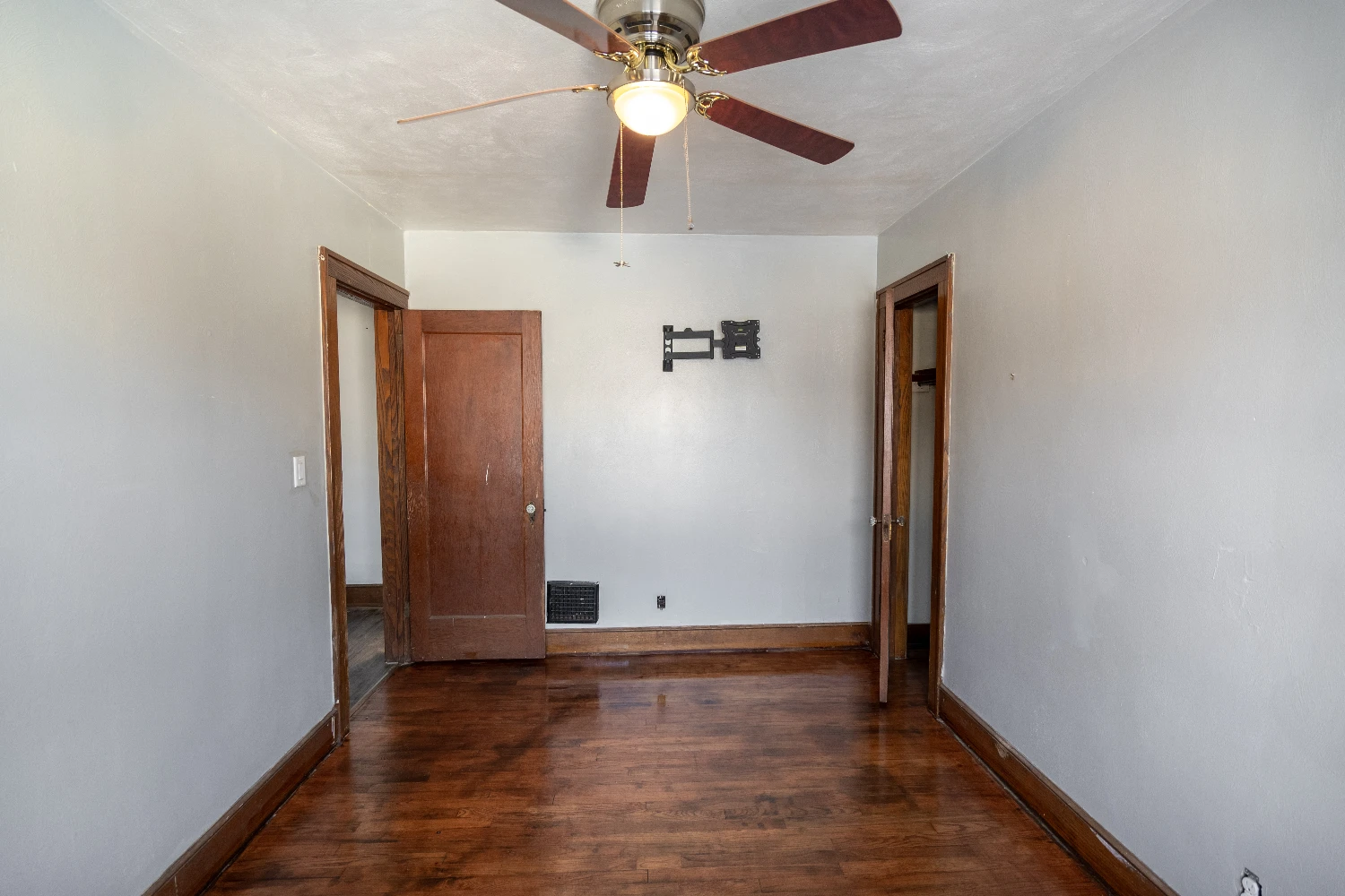 204 Prospect St, Endicott, NY for sale