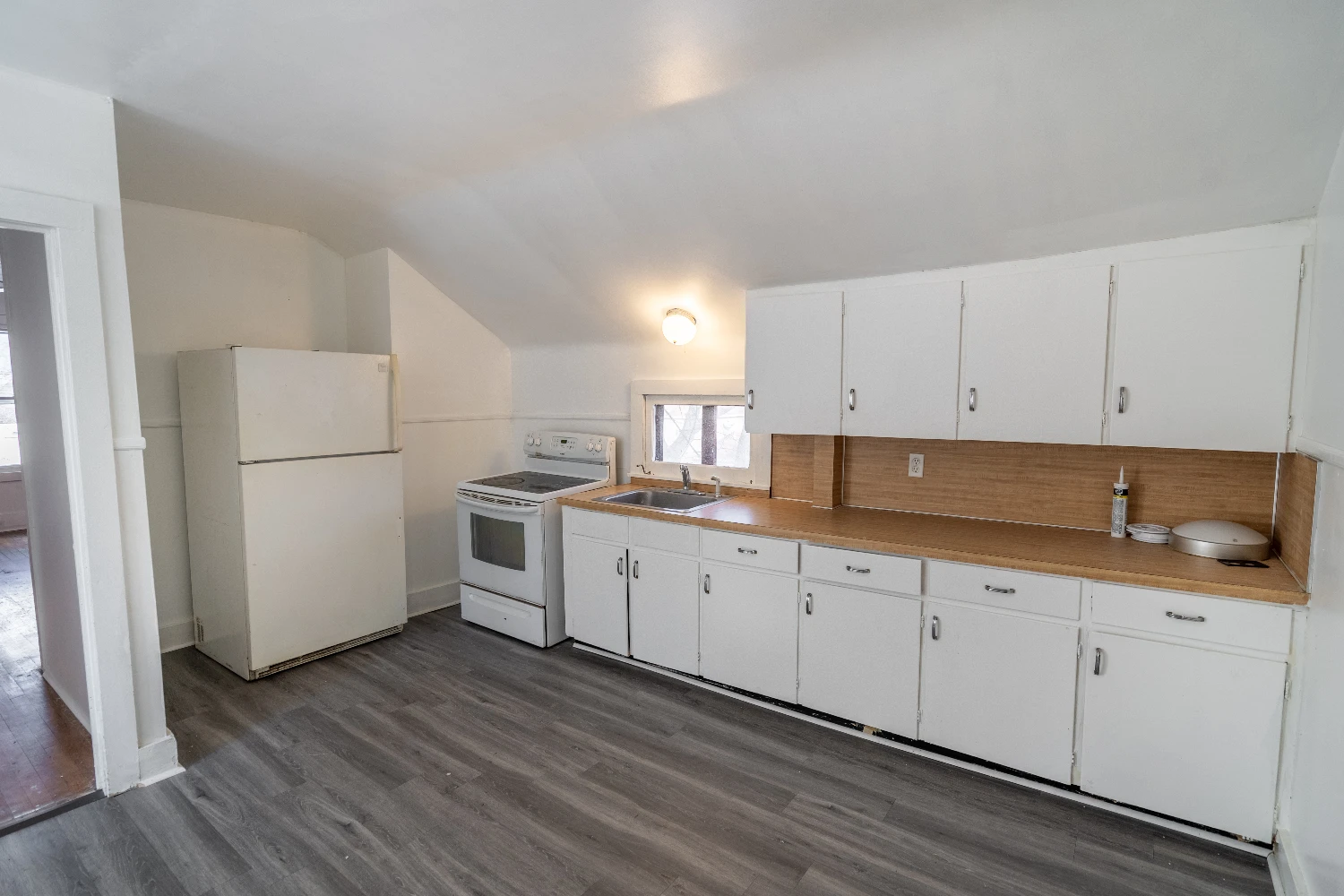 204 Prospect St, Endicott, NY for sale