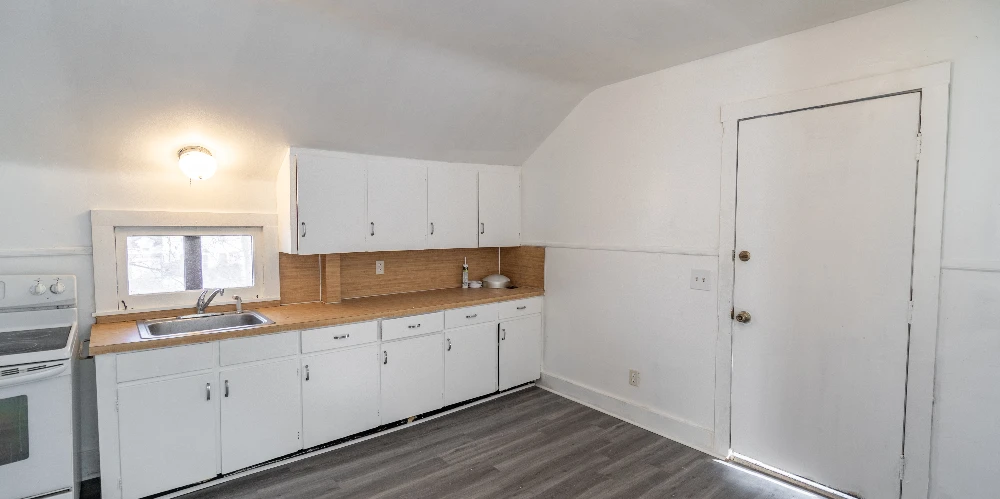 204 Prospect St, Endicott, NY for sale