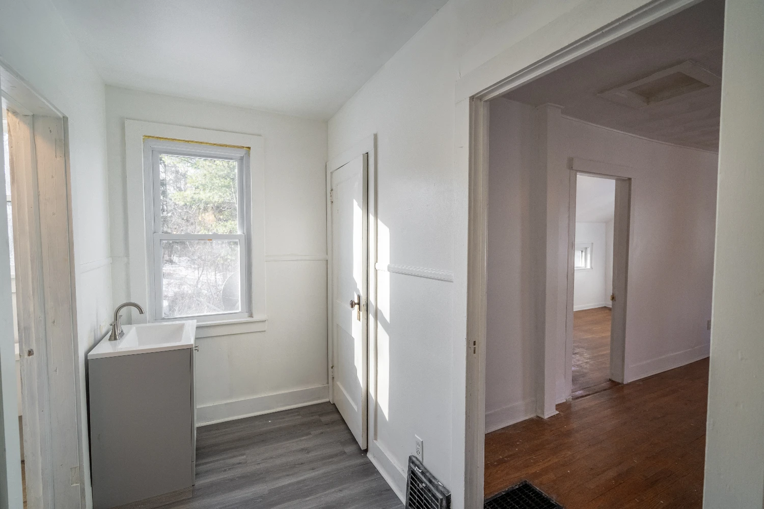 204 Prospect St, Endicott, NY for sale