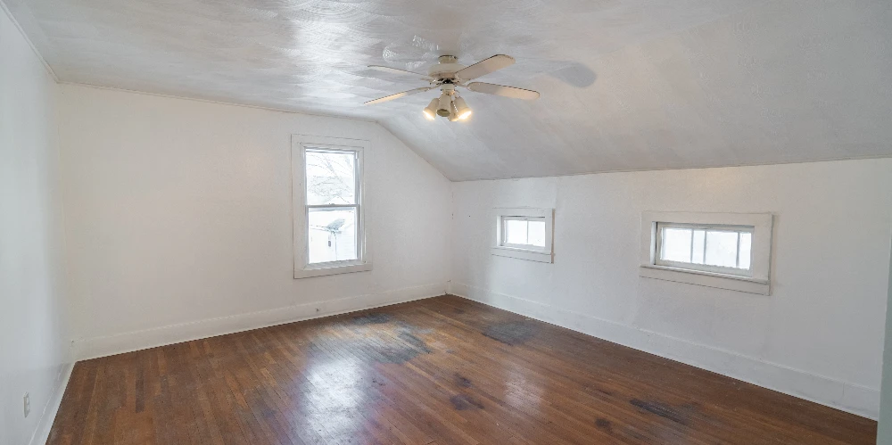 204 Prospect St, Endicott, NY for sale