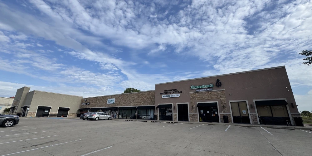Cross Creek Shopping Center