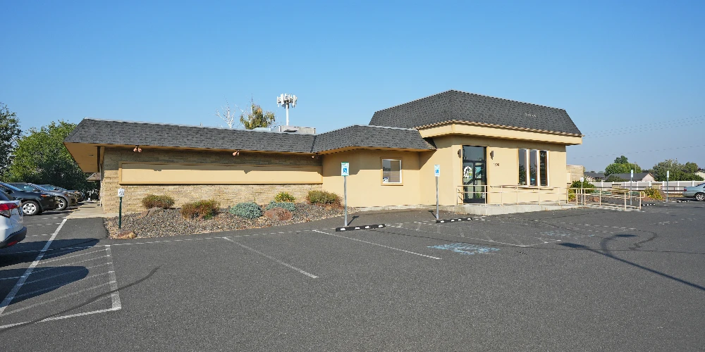 Leased Medical Office Building with Excess Land