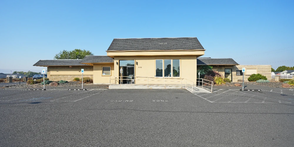 Leased Medical Office Building with Excess Land