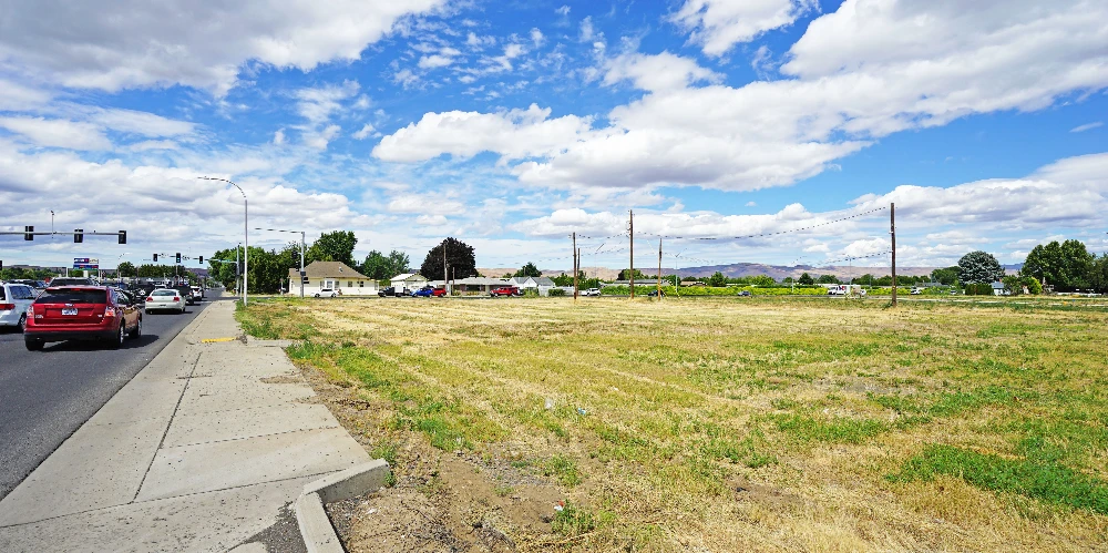 The Landing - Prime Commercial Lots